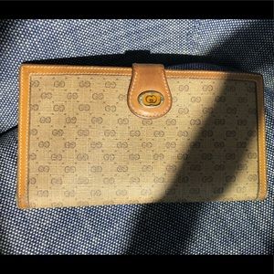 Vintage Gucci Continental-style Ladies Wallet w/Coin Purse in Tan Monogram 1970s